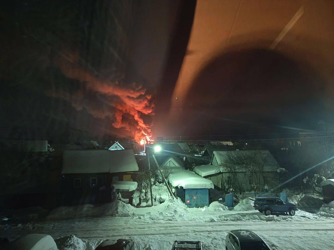 Rusiyada neft bazası yanır - VİDEO Rusiyada neft bazası yanır - VİDEO