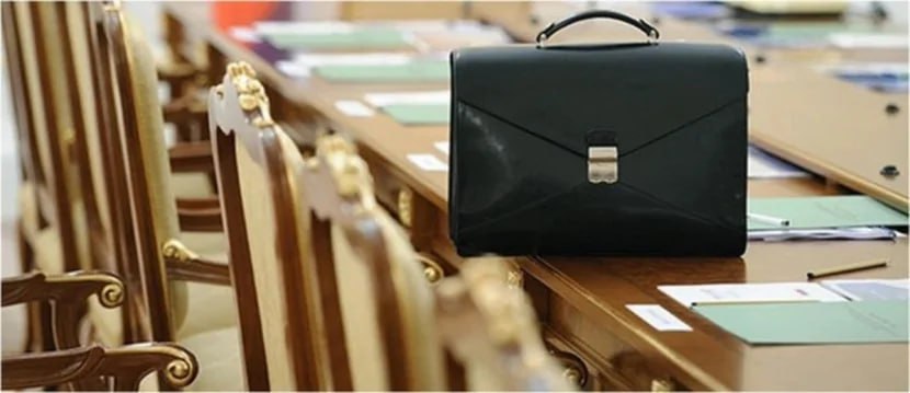 İcra Hakimiyyətinin 14 əməkdaşı vəzifəsindən AZAD EDİLDİ &ndash; SİYAHI