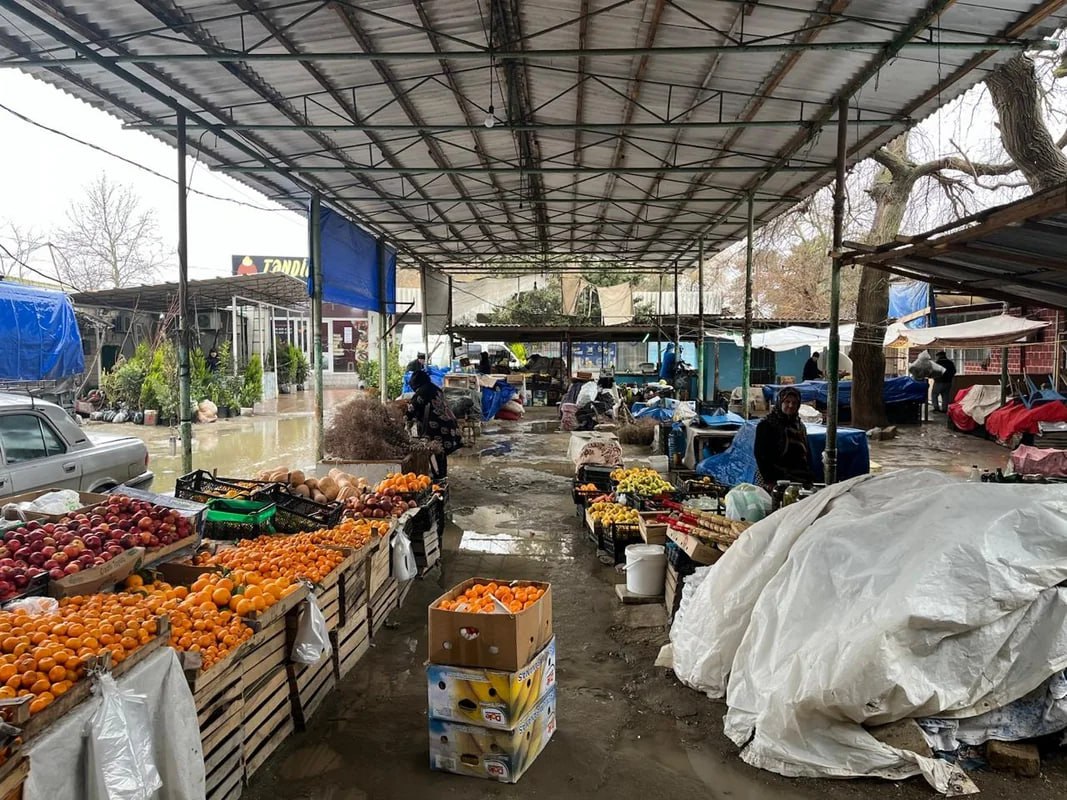Ərzaq bazarında yoxlama: Sahibkar cəzalandırıldı &ndash; FOTO/VİDEO