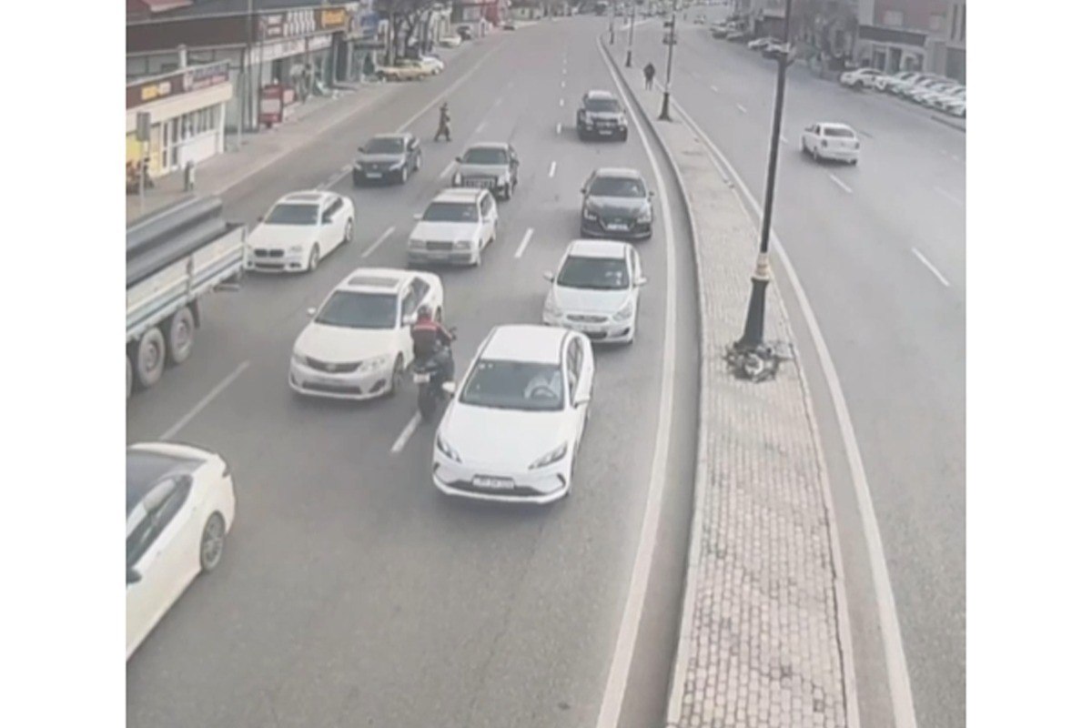 Bakıda &ldquo;avtoşluq&rdquo; edən motosiklet sürücüsü həbs edildi &ndash; VİDEO