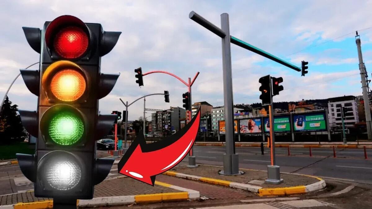 100 illik qayda dəyişir: Qırmızı, sarı və yaşılın yanına yeni rəng gəlir 100 illik qayda dəyişir: Qırmızı, sarı və yaşılın yanına yeni rəng gəlir