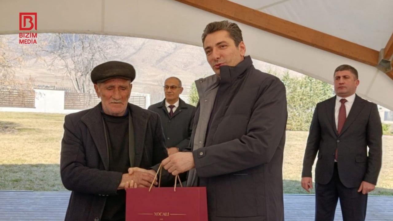 Xanabad kəndinə İLK KÖÇ: 154 nəfər qayıtdı – FOTO/VİDEO Xanabad kəndinə İLK KÖÇ: 154 nəfər qayıtdı – FOTO/VİDEO