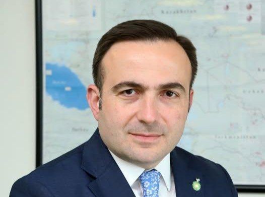 Bəxtiyar Aslanbəyli III Çarlz tərəfindən mükafata layiq görüldü Bəxtiyar Aslanbəyli III Çarlz tərəfindən mükafata layiq görüldü