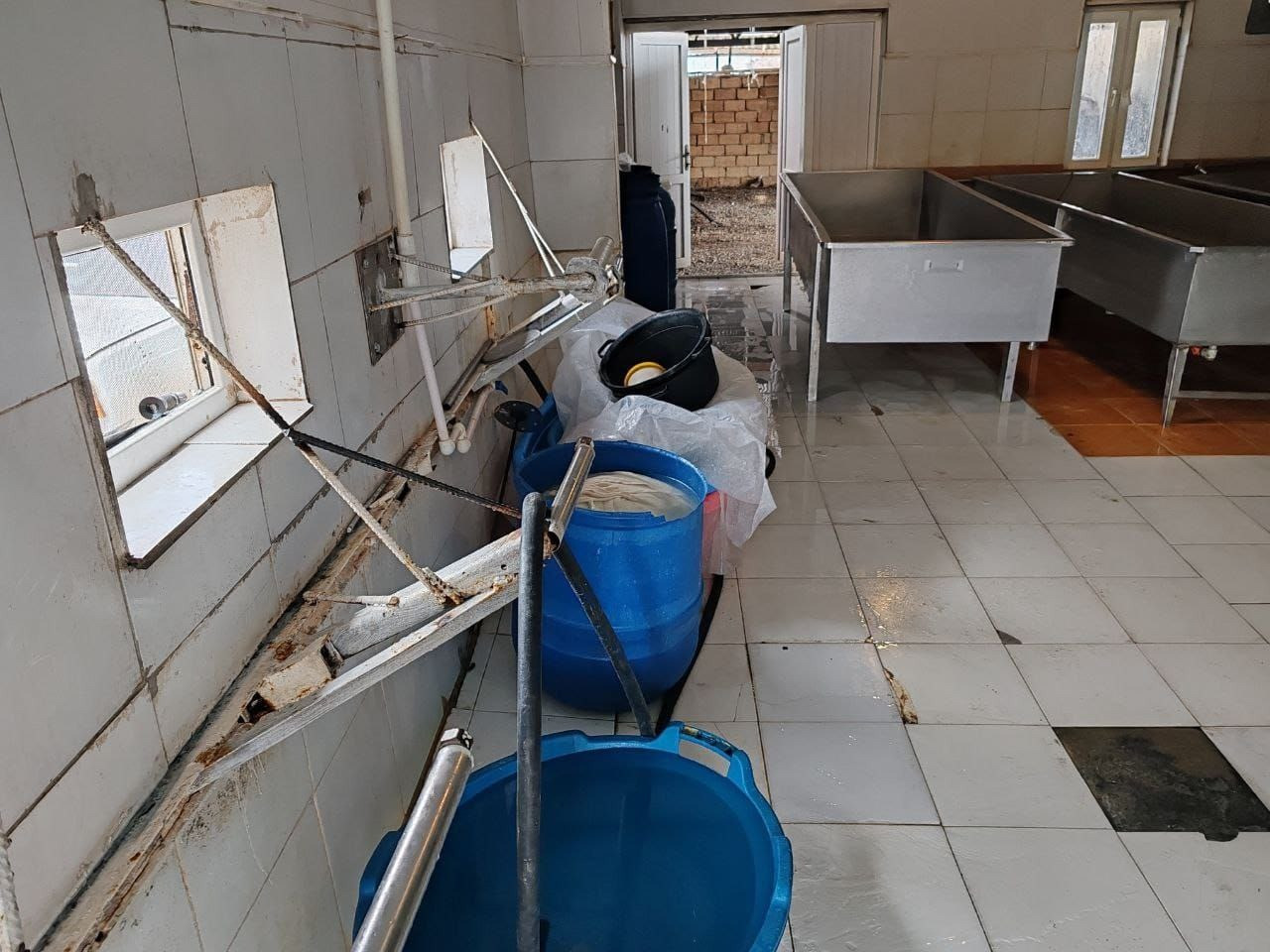 Ağcabədidə qanunsuz fəaliyyət göstərən pendir sexi aşkarlandı - FOTO Ağcabədidə qanunsuz fəaliyyət göstərən pendir sexi aşkarlandı - FOTO