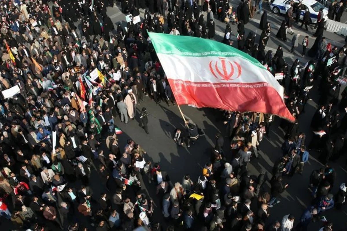 İrandakı son etirazlarda 20-dən çox tələbə həlak olub