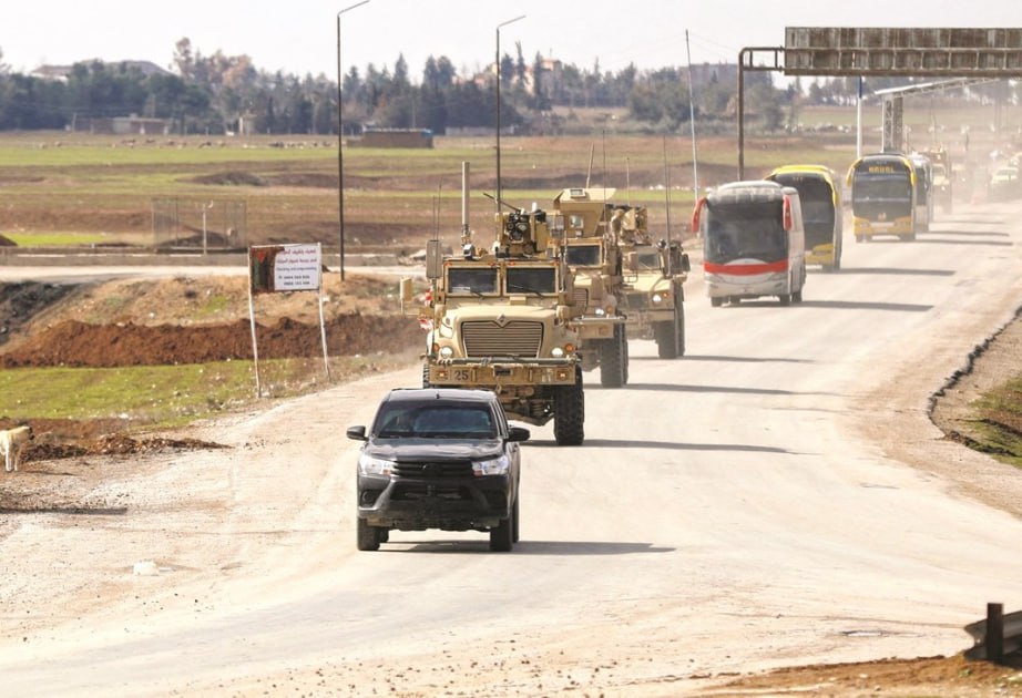 İŞİD məhbusları Suriyadan İraqa APARILDI İŞİD məhbusları Suriyadan İraqa APARILDI