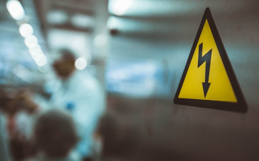 Goranboyda yeniyetməni &ldquo;tok&rdquo; vurdu - Vəziyyəti ağırdır