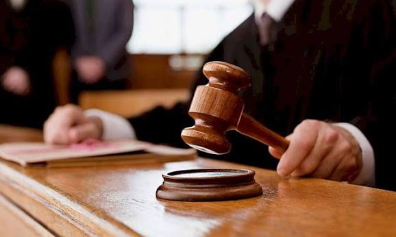 ABŞ səfirliyindəki yeyintiyə görə ittiham edilən şəxsə HÖKM OXUNDU