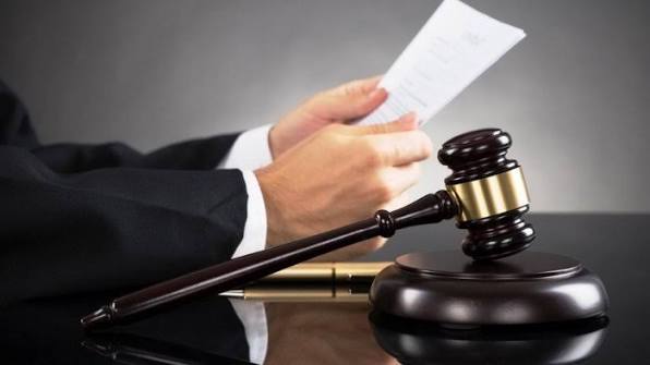 Bakıda mağazadan 750 manat oğurlayan şəxsə AĞIR CƏZA Bakıda mağazadan 750 manat oğurlayan şəxsə AĞIR CƏZA