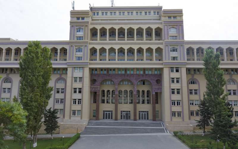 Azərbaycanda universitet 1 500 qurbağa və 60 dovşan alacaq Azərbaycanda universitet 1 500 qurbağa və 60 dovşan alacaq