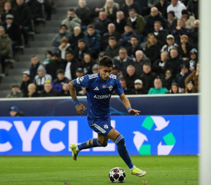 &ldquo;Nyukasl&rdquo; - "Qarabağ" matçının ikinci hissəsi BAŞLADI