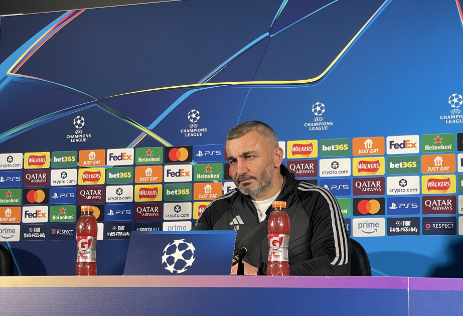 Qurban Qurbanov: “Komandama təşəkkür edirəm, maraqlı mövsüm keçirdilər” - VİDEO Qurban Qurbanov: “Komandama təşəkkür edirəm, maraqlı mövsüm keçirdilər” - VİDEO