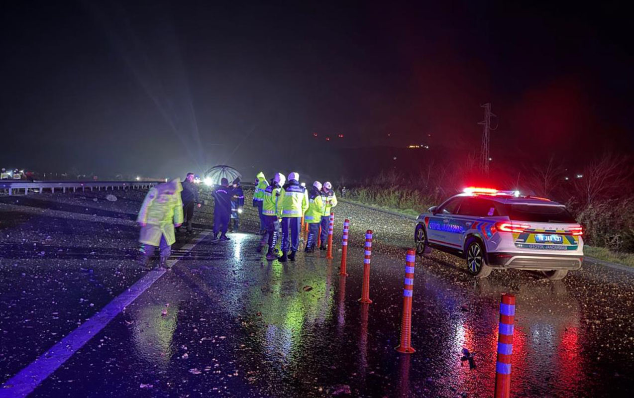 Türkiyədə F-16 qəzaya uğradı - Pilot şəhid oldu - VİDEO Türkiyədə F-16 qəzaya uğradı - Pilot şəhid oldu - VİDEO