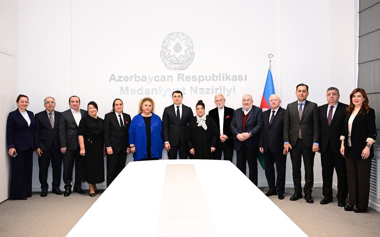 Bu mədəniyyət xadimlərinə Fəxri diplom verildi &ndash; ADLAR &ndash; FOTO