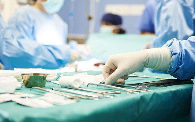 Qusarda keçirilən konfransda canlı cərrahi əməliyyat nümayiş olundu - VİDEO Qusarda keçirilən konfransda canlı cərrahi əməliyyat nümayiş olundu - VİDEO