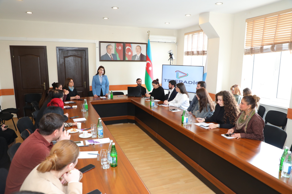 "Mediada Azərbaycan dili" mövzusunda təlimlərin növbəti mərhələsi KEÇİRİLDİ - FOTO