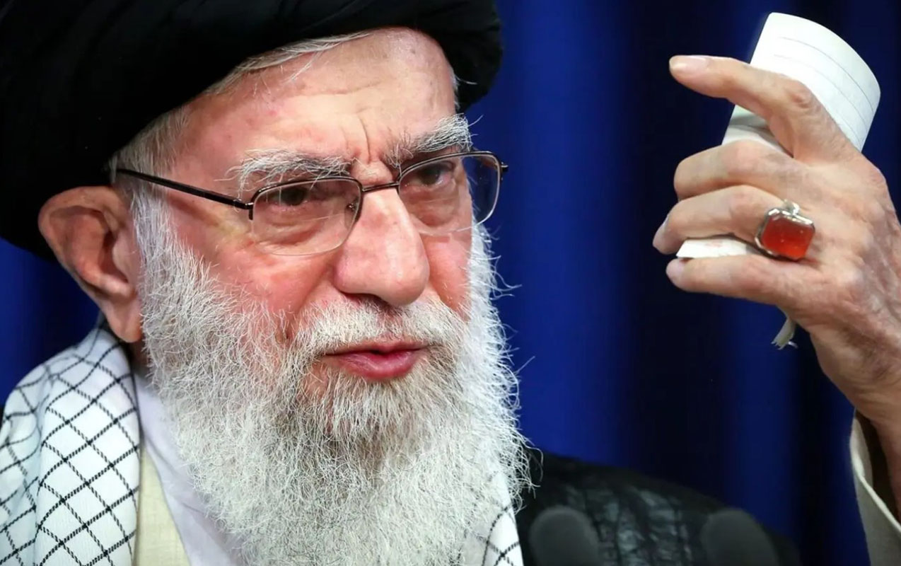 Qətlə yetirilən Xamenei kim idi? -Bir gecədə “Ayətullah” oldu Qətlə yetirilən Xamenei kim idi? -Bir gecədə “Ayətullah” oldu