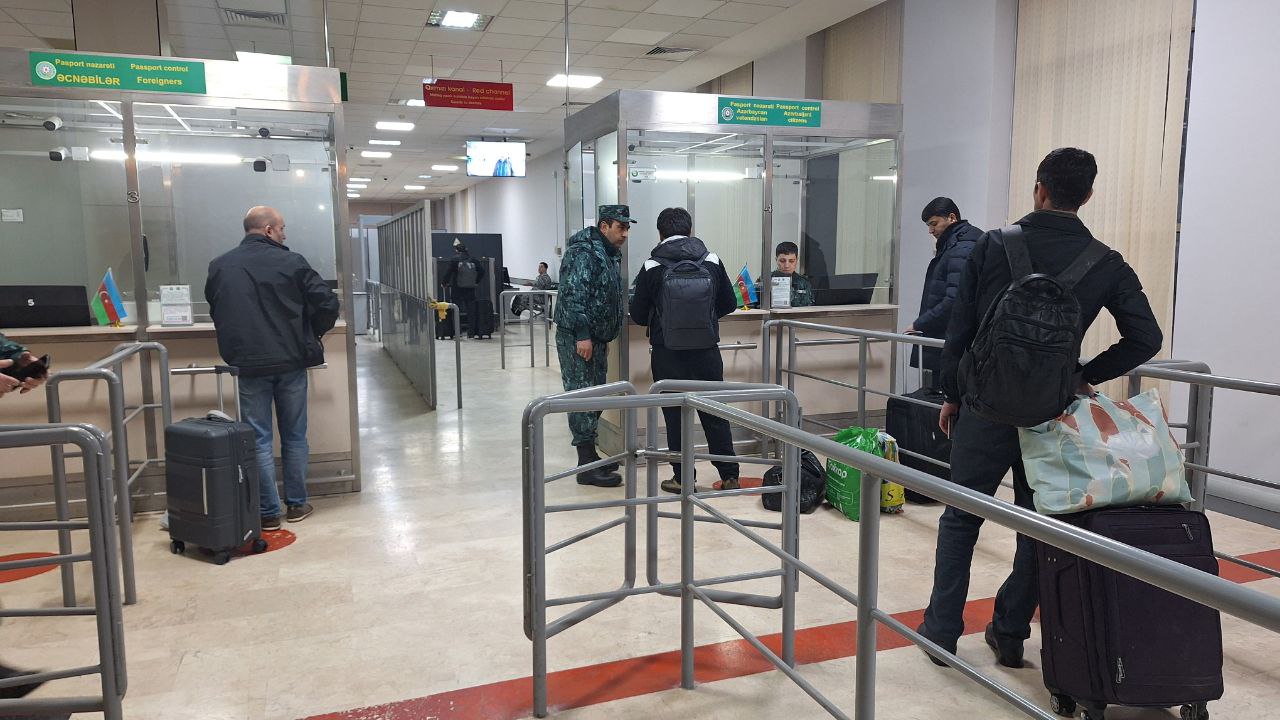 Türkiyənin 2 vətəndaşı İrandan Azərbaycana gəldi - FOTO Türkiyənin 2 vətəndaşı İrandan Azərbaycana gəldi - FOTO