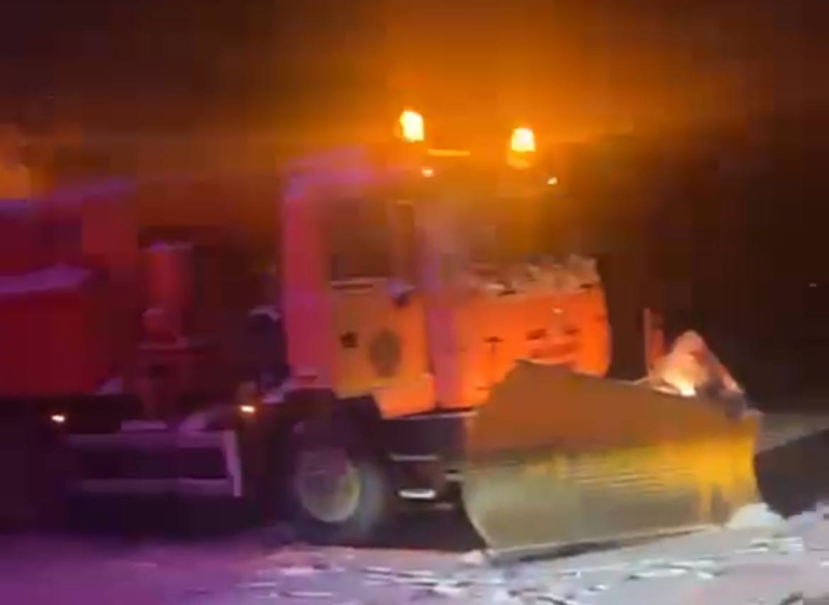 Muğanlı&ndash;İsmayıllı yolu buz bağladı - VİDEO