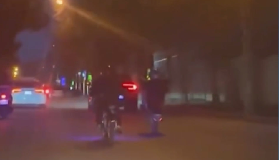 Yollarda təhlükə yaradan motosiklet sürücüləri – ANBAAN VİDEO Yollarda təhlükə yaradan motosiklet sürücüləri – ANBAAN VİDEO