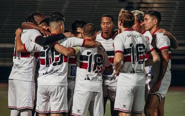 Hollivud ulduzu yenidən klub satın almağa HAZIRLAŞIR