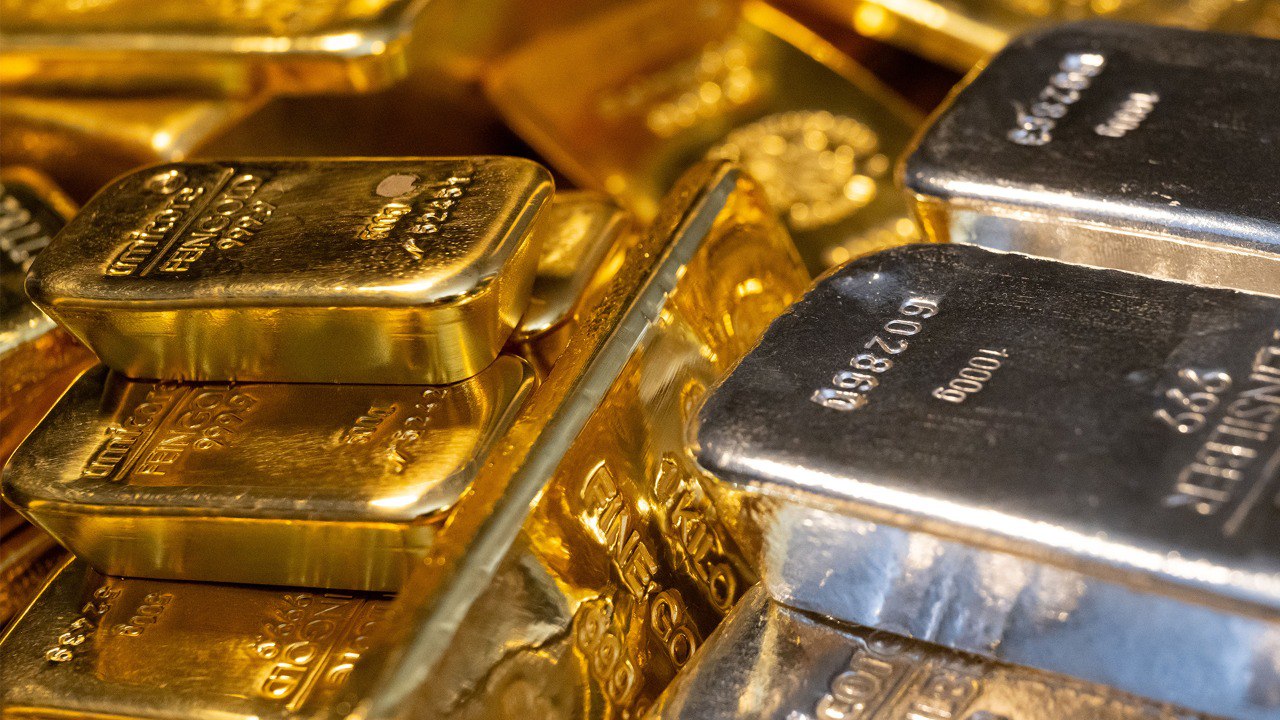 Qızıl və gümüş yenə BAHALAŞDI