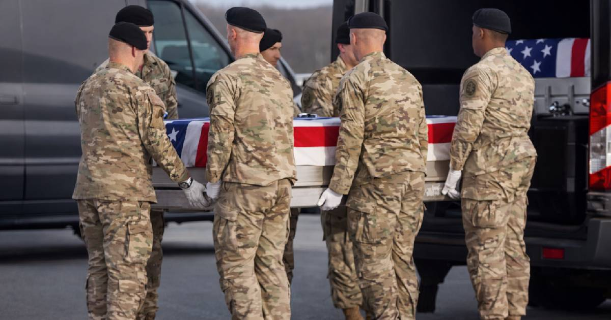 ABŞ-ın İranla müharibədə öldürülən əsgərlərinin ADLARI - FOTO