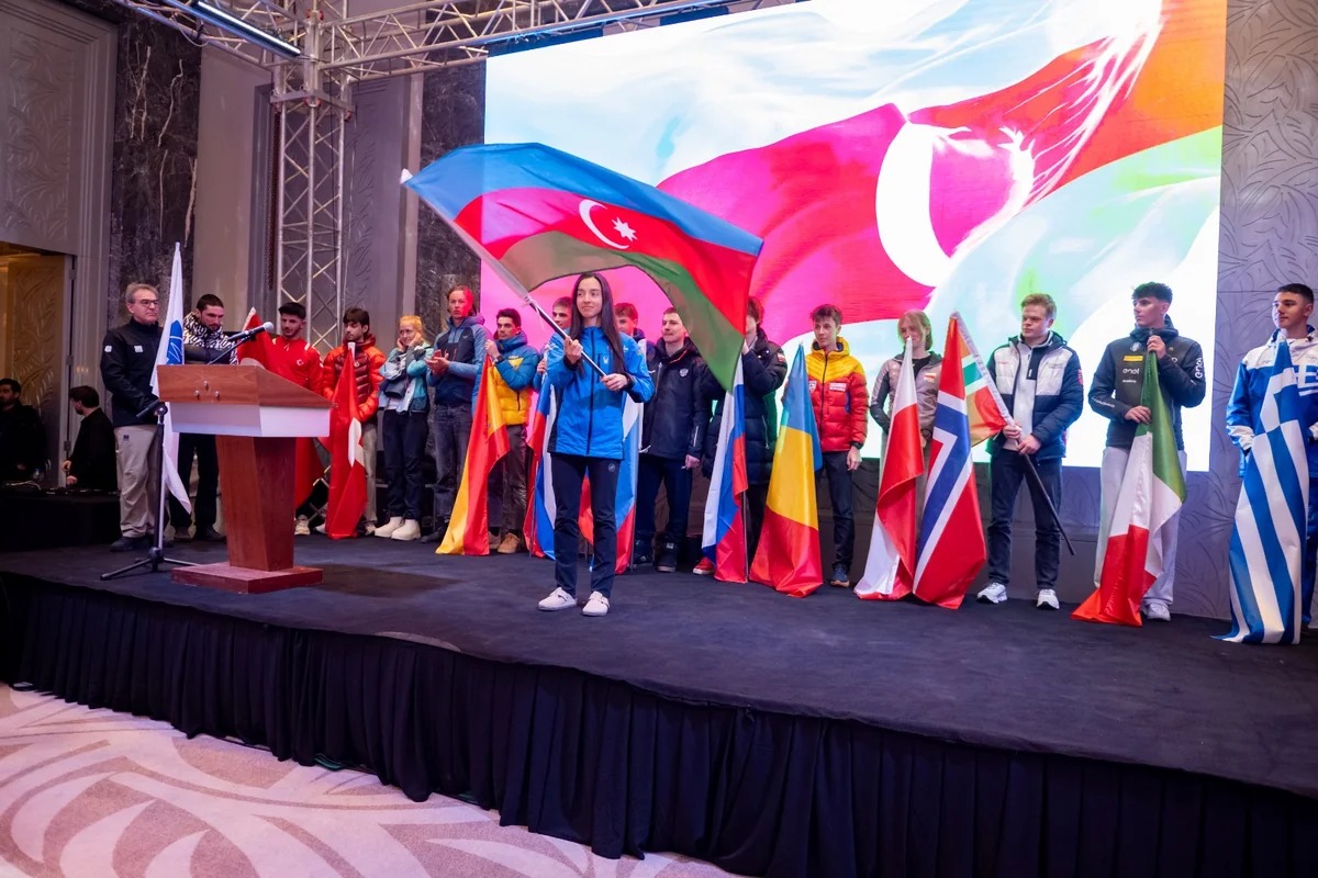 "Şahdağ"da xizək alpinizmi üzrə Avropa çempionatı açılış mərasimi keçirildi – FOTO "Şahdağ"da xizək alpinizmi üzrə Avropa çempionatı açılış mərasimi keçirildi – FOTO