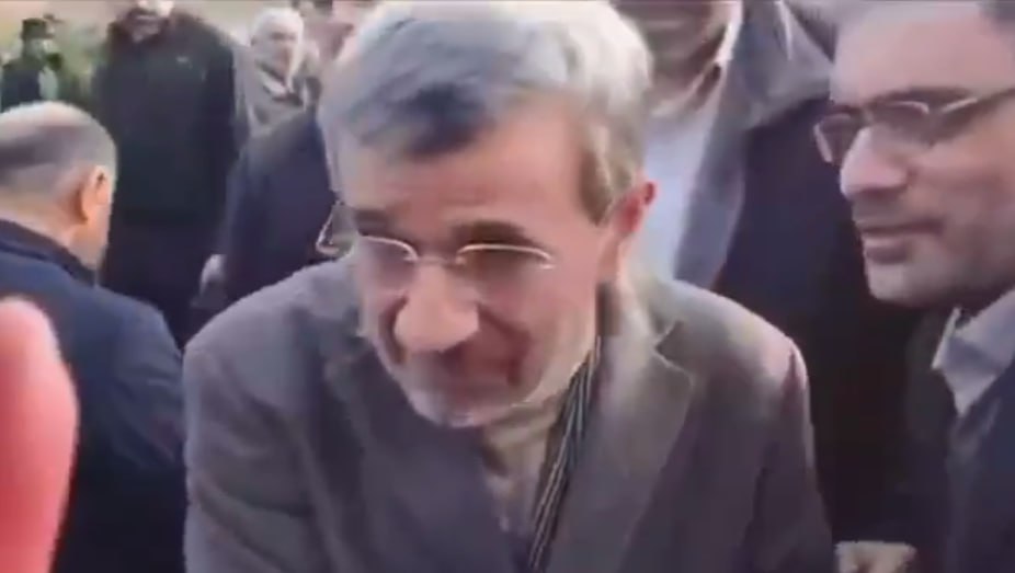 Ölüm xəbəri yayılan Əhmədinejad ictimaiyyət qarşısında – VİDEO Ölüm xəbəri yayılan Əhmədinejad ictimaiyyət qarşısında – VİDEO