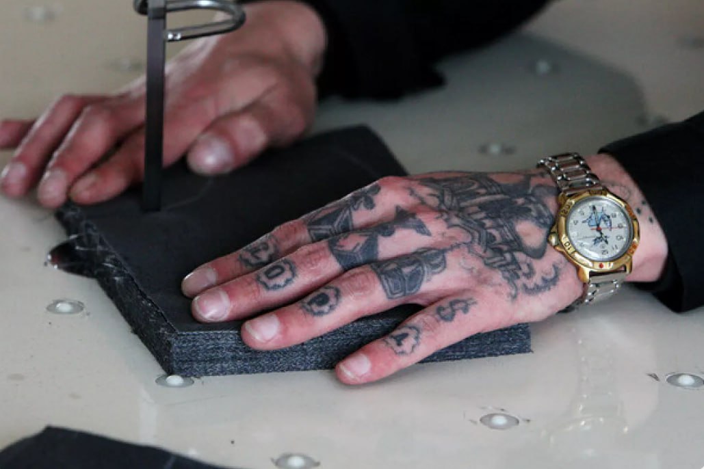 Rusiyada &ldquo;qanuni oğru&rdquo;lara qarşı onlarla cinayət işi açılıb