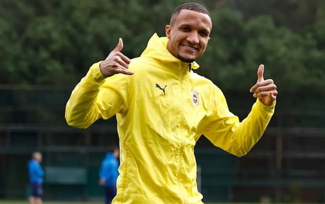 "Fənərbağça"nın futbolçusu vətəninə qayıdır