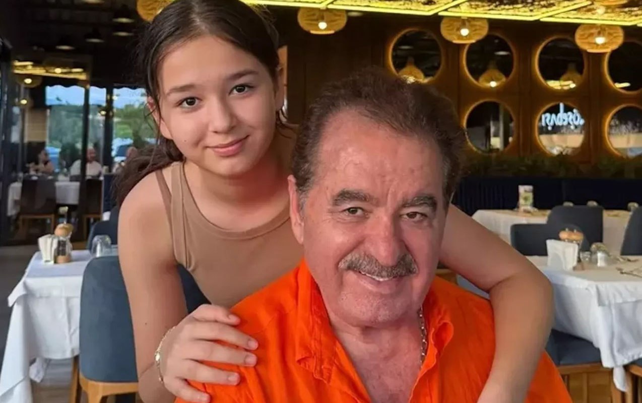 &ldquo;İmparator&rdquo;un 12 yaşlı qızı 1.80 m boyu ilə təəccübləndirdi &ndash; FOTO