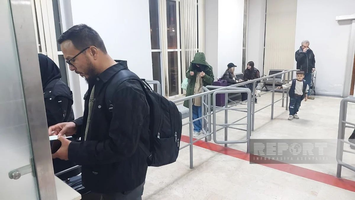 BMT-nin 18 əməkdaşı Azərbaycan vasitəsilə TƏXLİYƏ EDİLDİ - FOTO