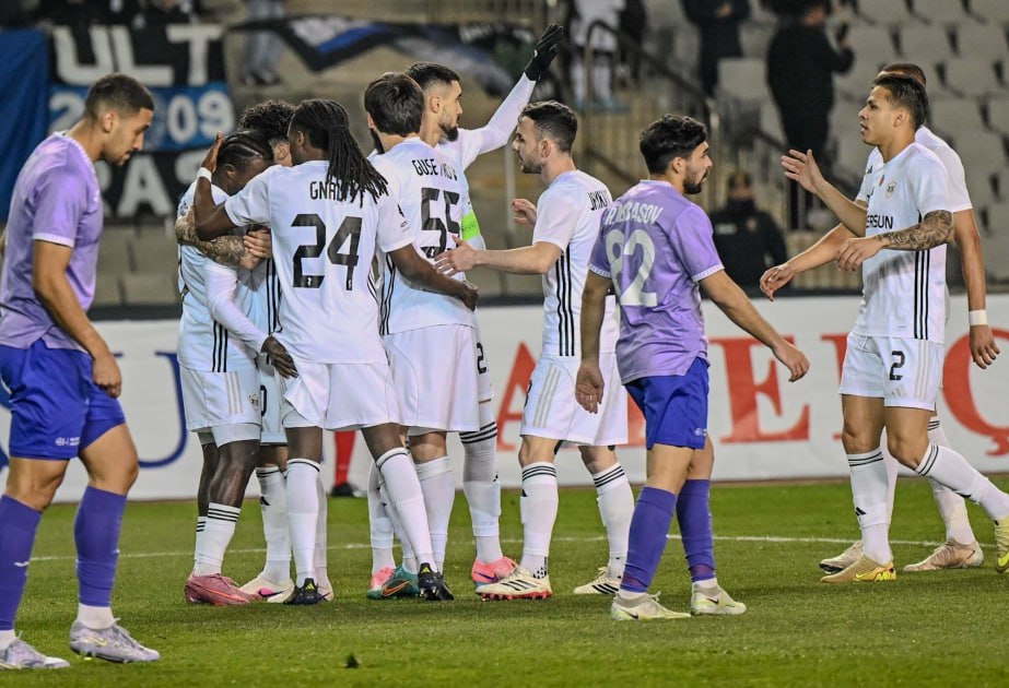 &ldquo;Qarabağ&rdquo; &ldquo;Neftçi&rdquo;nin rekordunu TƏKRARLADI