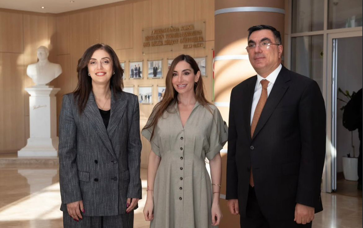 Arzu Əliyeva Bakı Ali Neft Məktəbində - FOTO