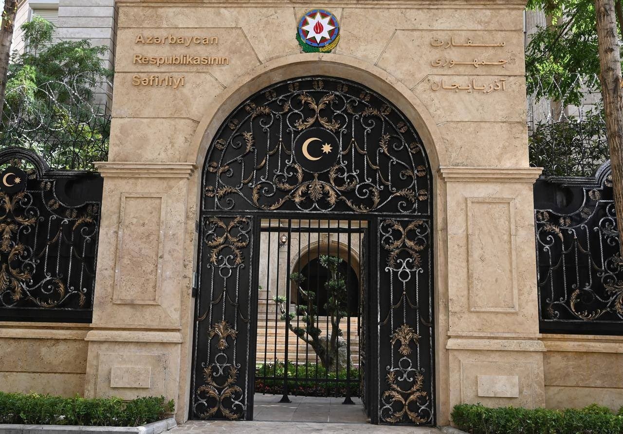 İrandakı səfirlik və Təbrizdəki Baş Konsulluğun təxliyəsi barədə göstəriş verilib &ndash; RƏSMİ - FOTO