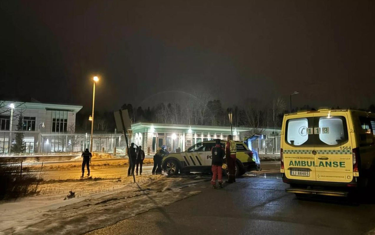 Norveçdəki ABŞ səfirliyində partlayış oldu