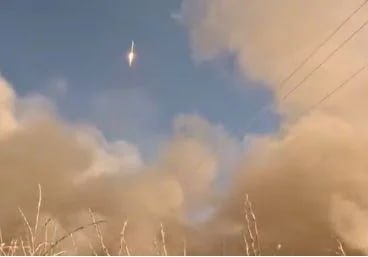 İran Qadr, Emad və Kheibar Şikan raketlərini işə saldı - ANBAAN VİDEO