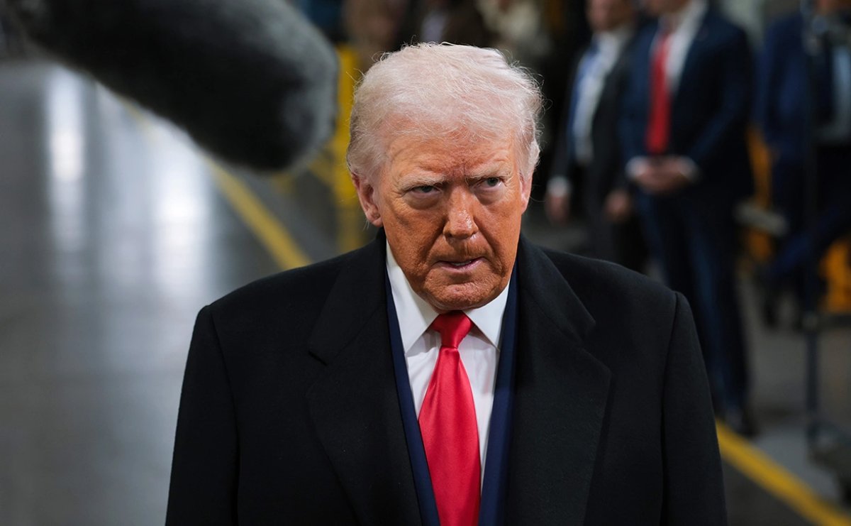 Tramp: &ldquo;Mənim razılığım olmadan İranın yeni lideri uzun müddət hakimiyyətdə qala bilməz&rdquo;