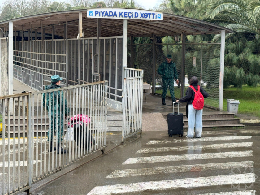 Daha beş nəfər İrandan Azərbaycana təxliyə olundu &ndash; FOTO
