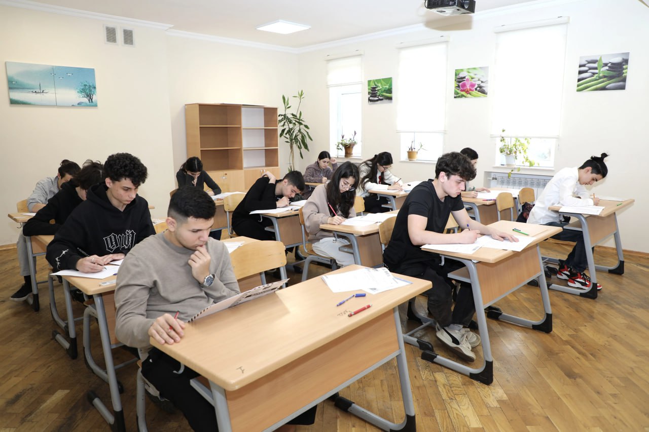 Buraxılış imtahanı verənlərin NƏZƏRİNƏ &ndash; Cavablar bu saatda bilinəcək &ndash; RƏSMİ