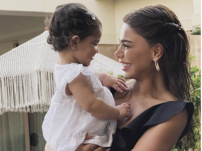 Aysun yeni dəbdəbəli evini NÜMAYİŞ ETDİRDİ &ndash; VİDEO