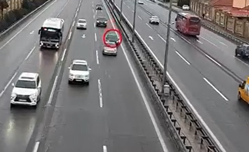 Sol zolaqla hərəkət edən sürücülərin nəzərinə! - VİDEO