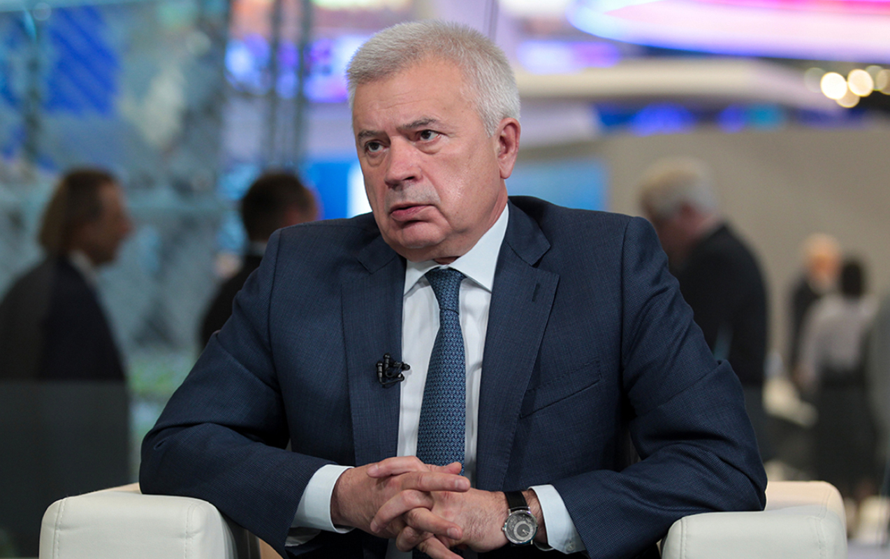 Vahid Ələkbərov Rusiyanın ən varlı üçüncü adamı oldu - 29 milyard yarım