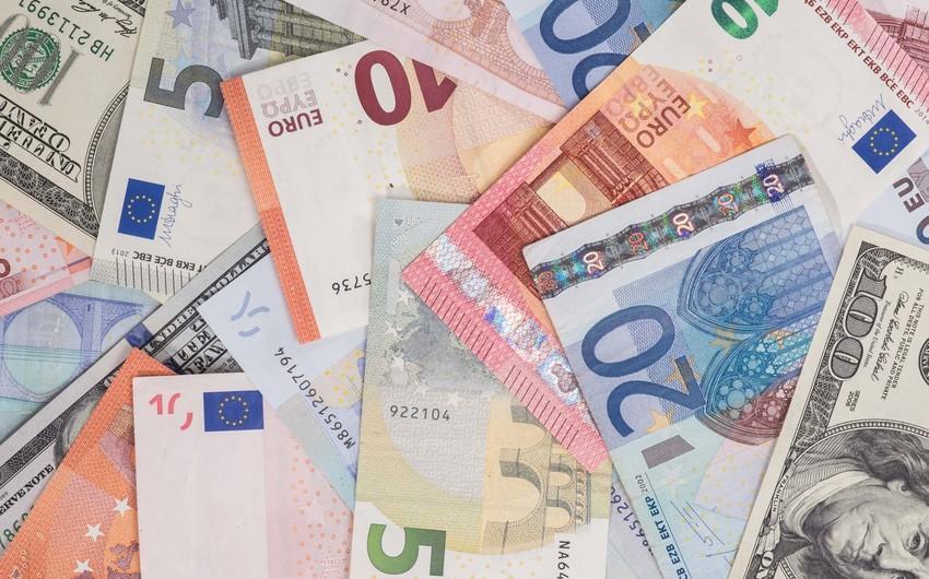 Avro və rubl ucuzlaşdı &ndash; YENİ MƏZƏNNƏ