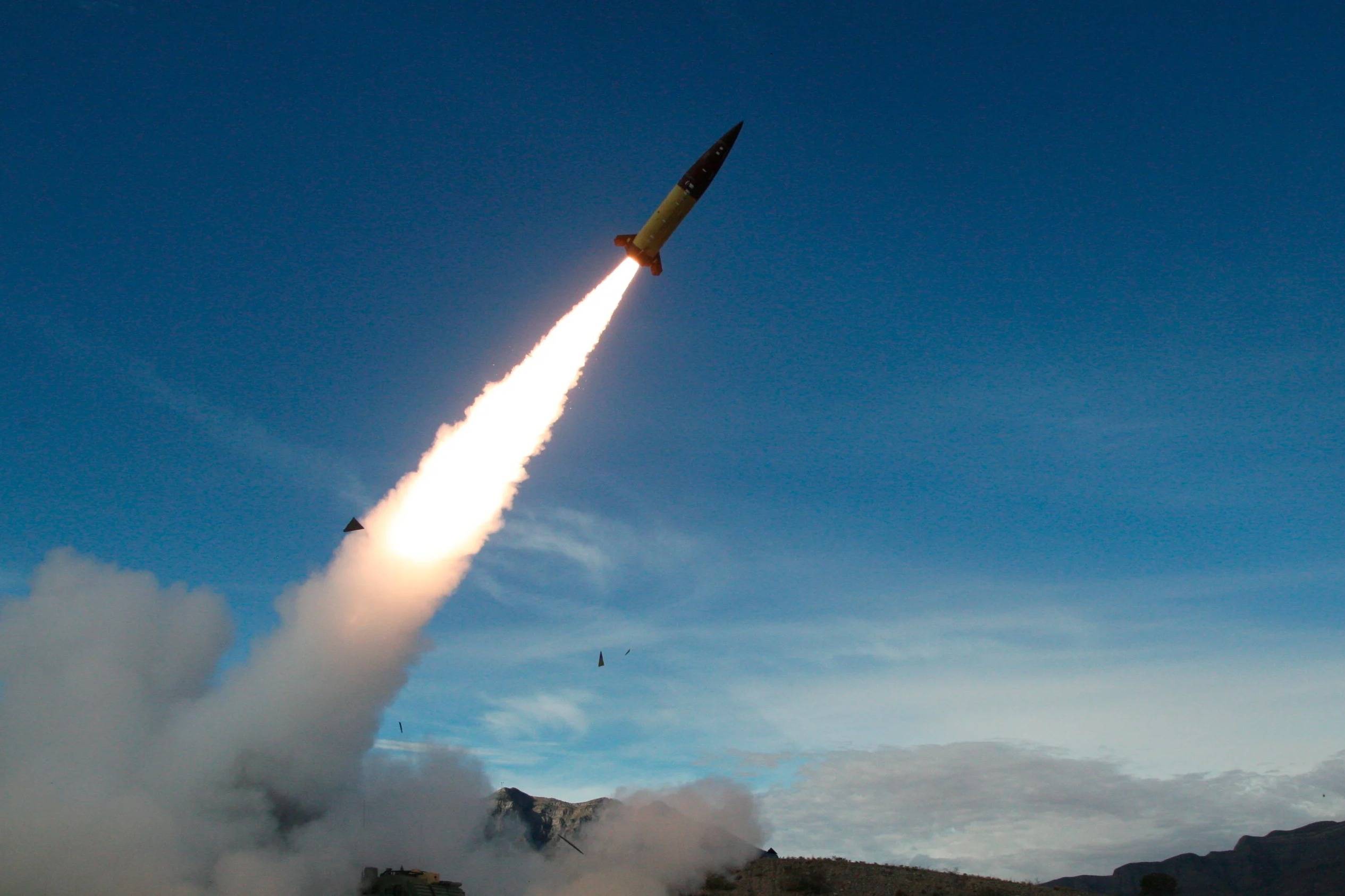 İrandan Türkiyəyə atılan 3-cü ballistik raket NATO HHM tərəfindən məhv edilib &ndash; FOTO