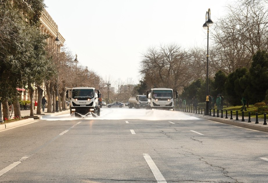 Bakıda İMƏCİLİK: 537 küçə yuyuldu - FOTO