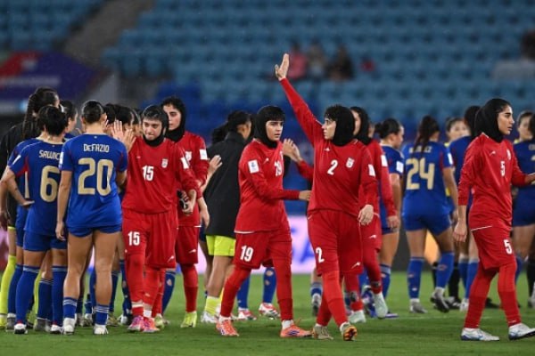 Avstraliyada sığınacaq alan daha 3 iranlı futbolçu vətənə qayıdacaq