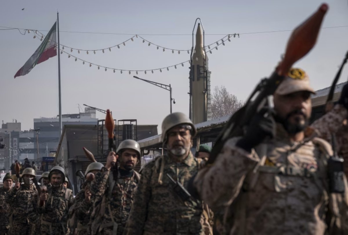 İrana quru müdaxiləsi fəlakətli səhv ola bilər - EKSPERTLƏR