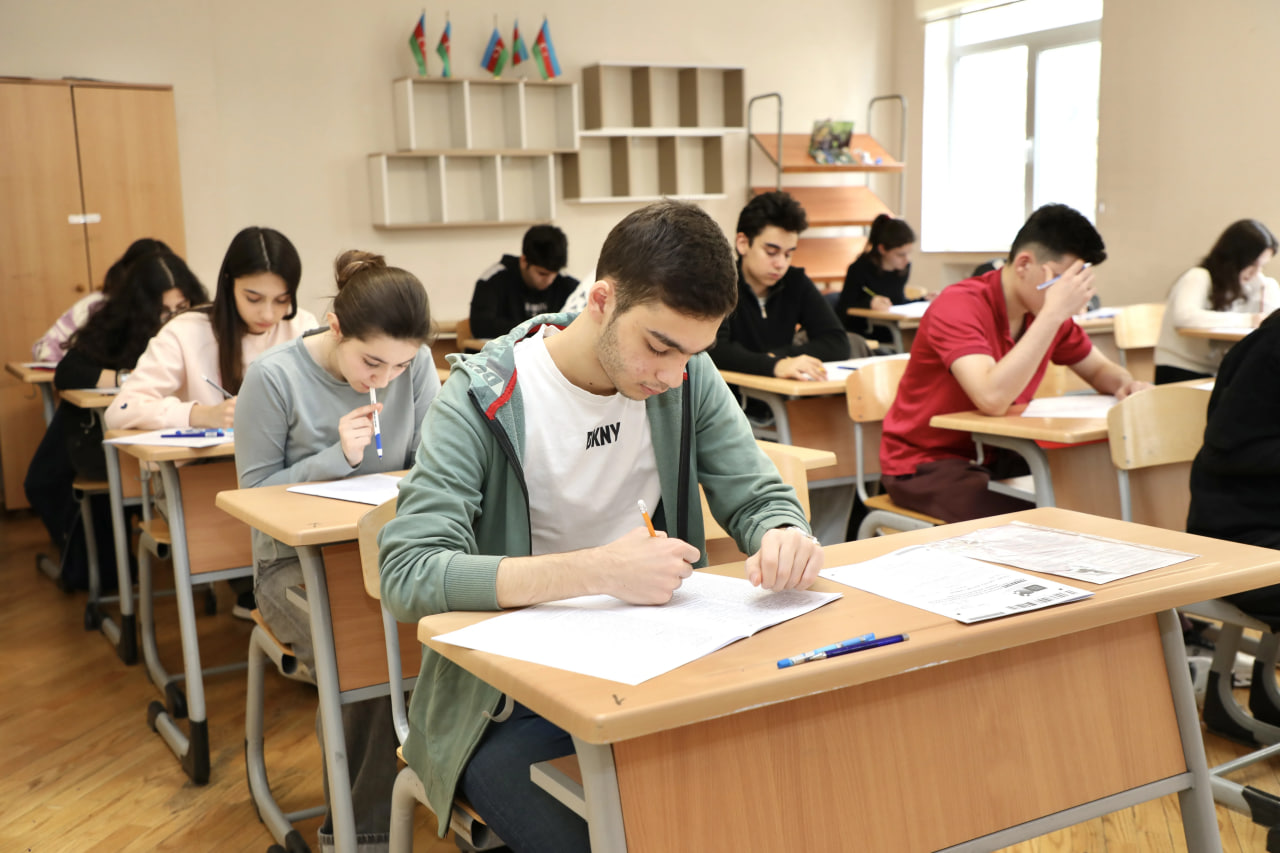 Azad olunan ərazilərdə buraxılış imtahanı keçirildi